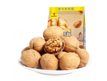 THIN SKINNED WALNUTS  