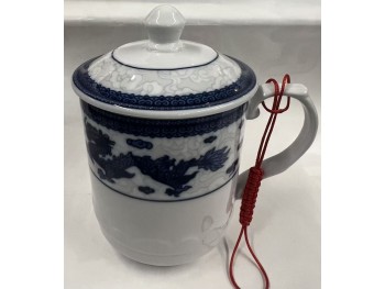 DRAGON AND PHOENIX MUGF WITH LID   