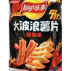 LAYS WAVE POTATO CHIPS (SPCIY STRIP FL) 70.00 GRAM
