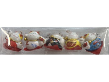 SET OF 5 MINI LUCKY CAT FIGURINES   