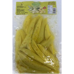 GOLDEN THAI KINNAREE PICKLED MANGO WITH CHILLI 300.00 GRAM